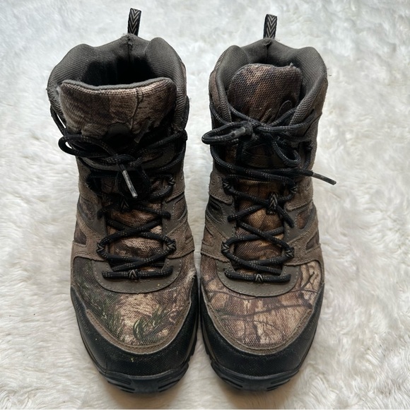 Columbia Other - Columbia Omni-Grip Hiking Boots Camo Size 11